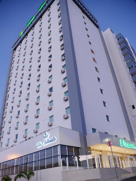 Dubai Suites Montes Claros Bagian luar foto